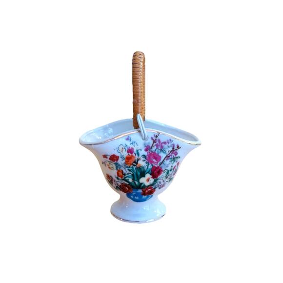 Vintage Hand-Painted Flowers Porcelain Trinket Basket Bamboo Handle - Picture 1 of 12
